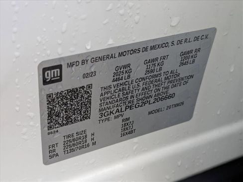 Used 2023 GMC Terrain SLT image 24