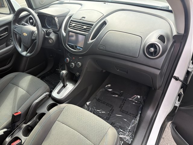 Used 2015 Chevrolet Trax LS FWD image 27