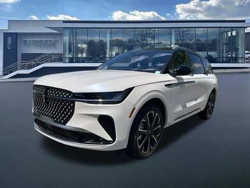 New 2026 Lincoln Nautilus Reserve AWD/4WD image 3