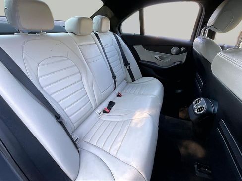 Used 2015 Mercedes-Benz C 300 4MATIC Sedan image 18