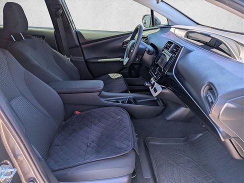 Used 2018 Toyota Prius One FWD image 19