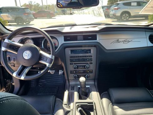 Used 2010 Ford Mustang GT image 20