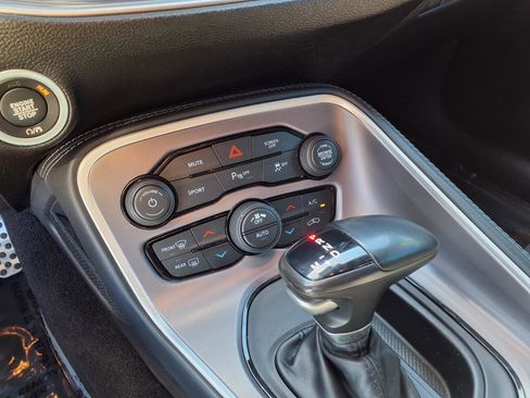 Used 2022 Dodge Challenger R/T w/ Blacktop Package image 19