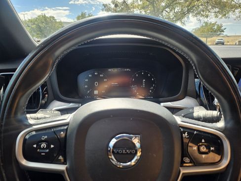 Used 2020 Volvo V60 T5 Cross Country w/ Protection Package Premier AWD/4WD image 11