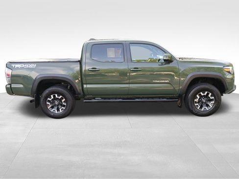 Used 2021 Toyota Tacoma TRD Off-Road w/ TRD Premium Off Road Package AWD/4WD image 14