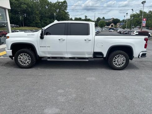 Used 2021 Chevrolet Silverado 2500 High Country w/ Z71 Off-Road Package AWD/4WD image 1