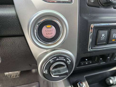 Used 2018 Nissan Titan PRO-4X w/ Pro-4x Convenience Package image 27