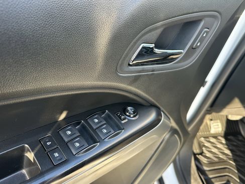 Used 2022 Chevrolet Colorado LT w/ Redline Special Edition image 14