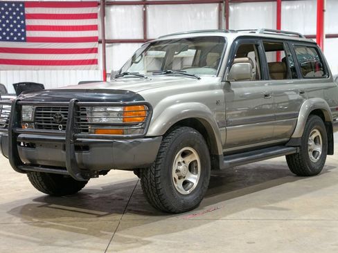 Used 1997 Toyota Land Cruiser AWD/4WD image 1