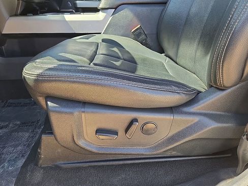 Used 2022 Ford F250 Lariat w/ Lariat Ultimate Package image 24