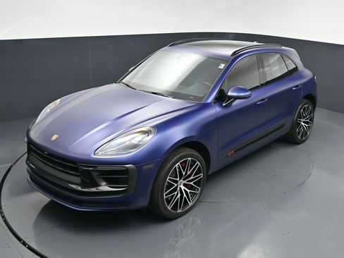 Certified 2022 Porsche Macan GTS AWD/4WD image 13