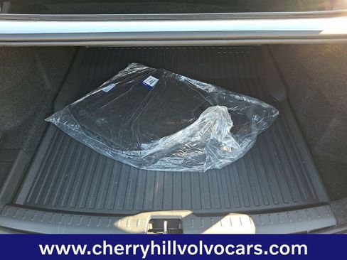 Certified 2024 Volvo S60 B5 Plus w/ Climate Package image 28