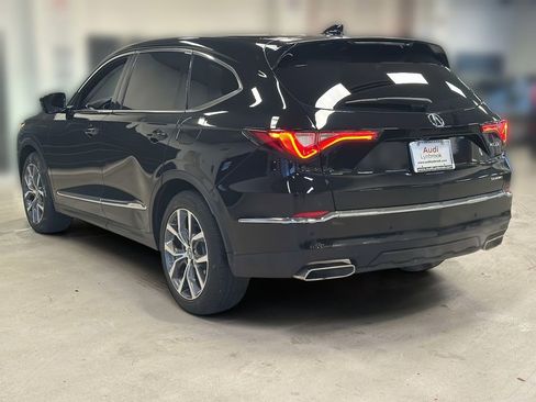 Used 2023 Acura MDX SH-AWD w/ Technology Package image 6