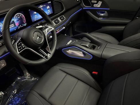 New 2026 Mercedes-Benz GLE 450 4MATIC Coupe image 4