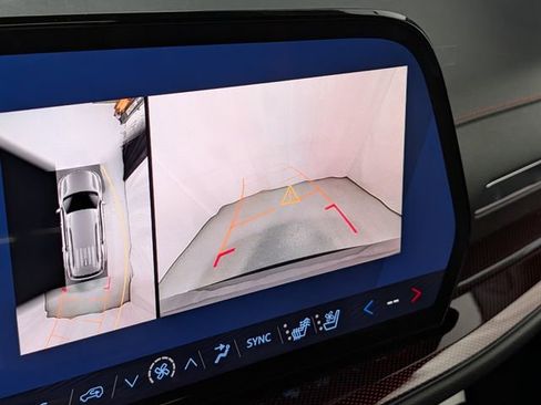 New 2026 Chevrolet Traverse RS image 27