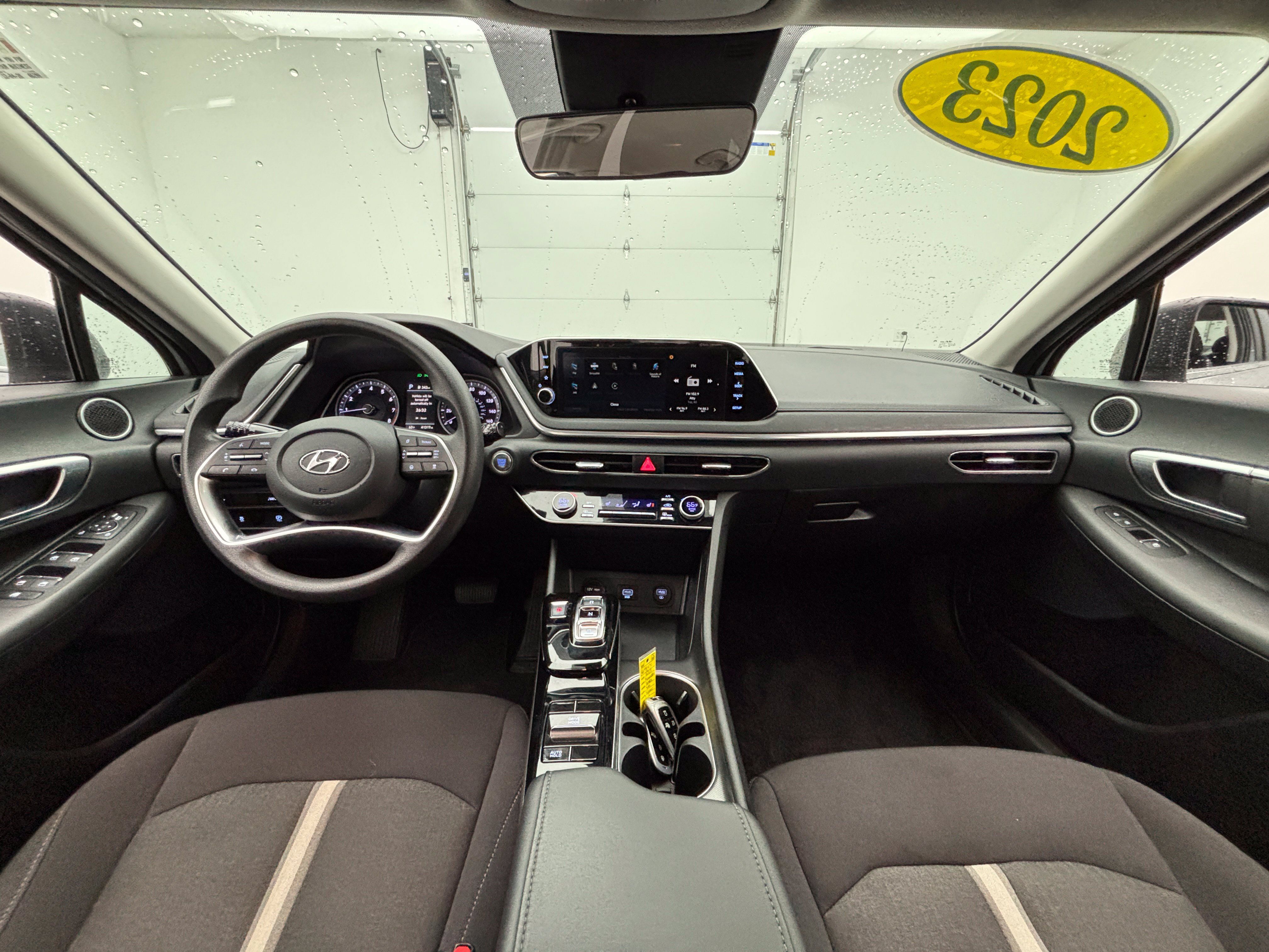 Used 2023 Hyundai Sonata SEL FWD image 3