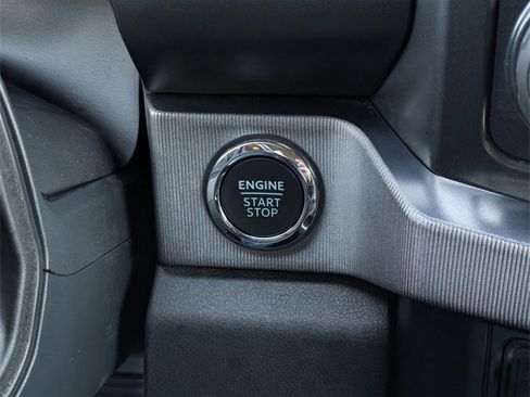 Certified 2024 Ford F250 Platinum image 19