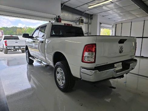 Used 2022 RAM 2500 Tradesman w/ Chrome Appearance Group image 5