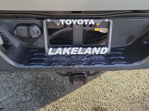 Used 2022 Toyota Tacoma SR5 image 11