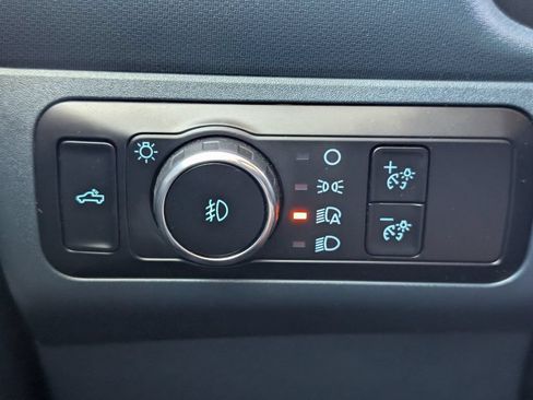 Used 2025 Ford Maverick Lobo AWD/4WD image 12