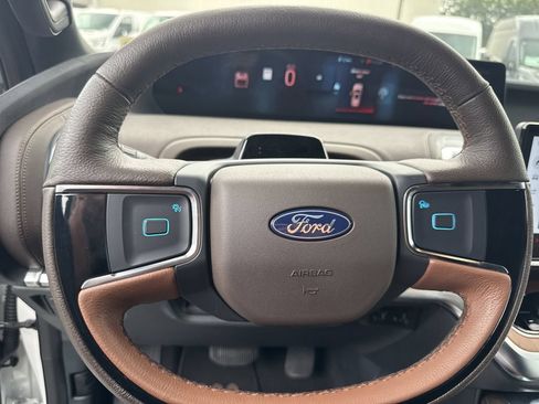 Used 2025 Ford Expedition Max King Ranch AWD/4WD image 24