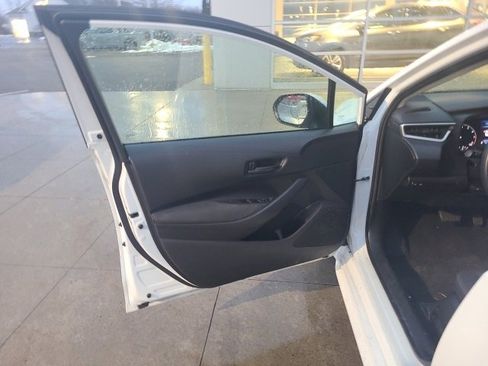 Used 2024 Toyota Corolla LE image 17