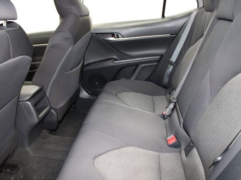 Used 2021 Toyota Camry LE image 22