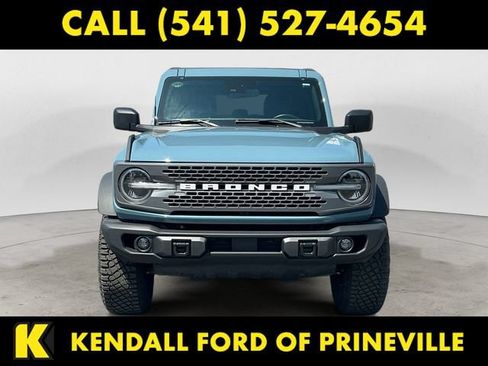 Used 2023 Ford Bronco Badlands w/ Sasquatch Package AWD/4WD image 2