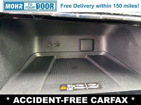 Used 2024 Chevrolet Traverse Z71 w/ Enhanced Driving Package image 21