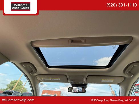 Used 2017 Honda CR-V EX-L image 2