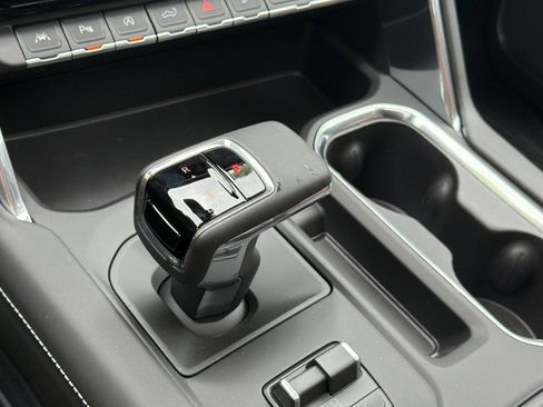 New 2026 GMC Sierra 1500 Denali Ultimate w/ LPO, Black Badging Package AWD/4WD image 18