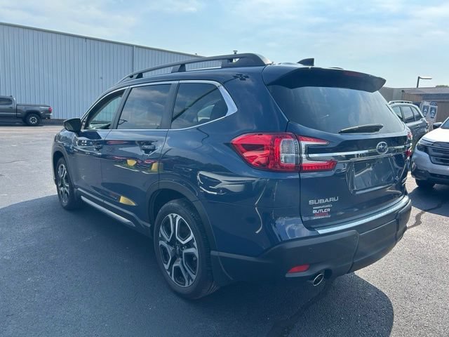 Used 2025 Subaru Ascent Limited w/ Popular Package #1 AWD/4WD image 7