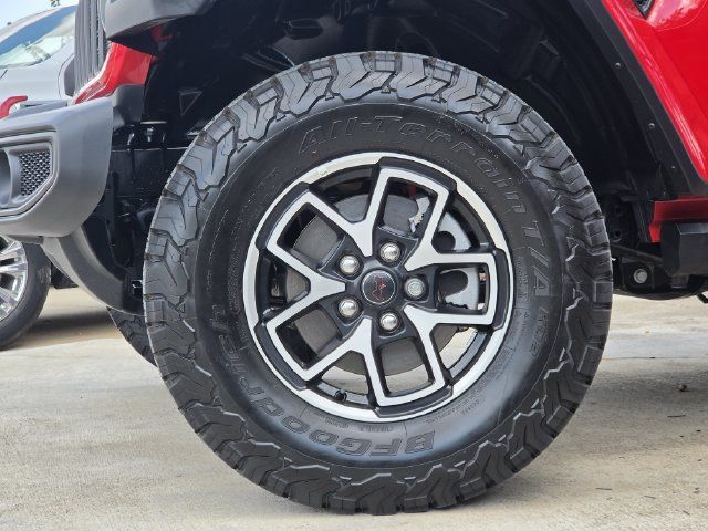 Used 2026 Jeep Wrangler Unlimited Rubicon AWD/4WD image 9
