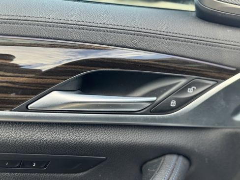 Used 2018 BMW 540i xDrive image 24