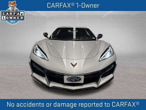 Used 2026 Chevrolet Corvette Z06 w/ Stealth Interior Trim Package RWD image 2