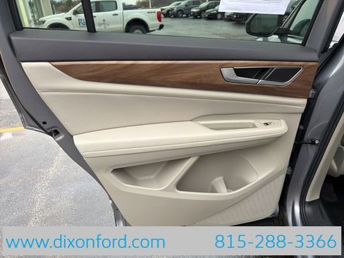 Used 2024 Volkswagen Atlas SE image 24