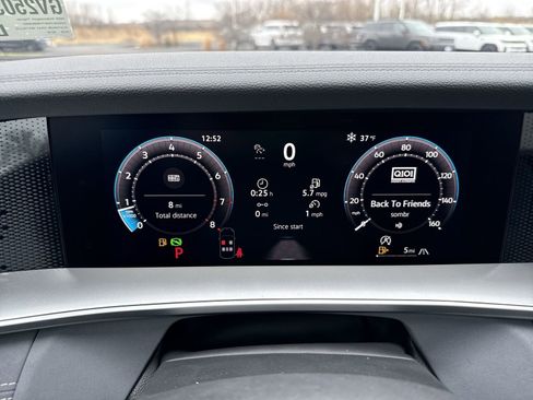 New 2026 Volkswagen Tiguan SE R-Line AWD/4WD image 16