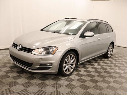 Used 2017 Volkswagen Golf SE