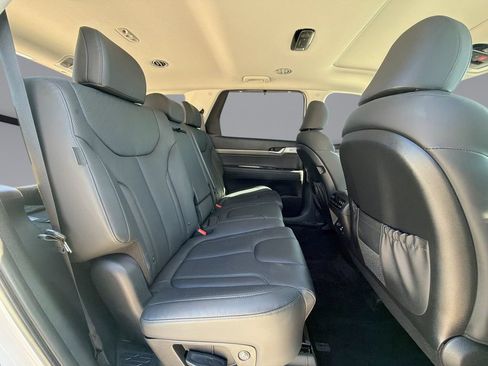 Used 2023 Hyundai Palisade SEL FWD image 17