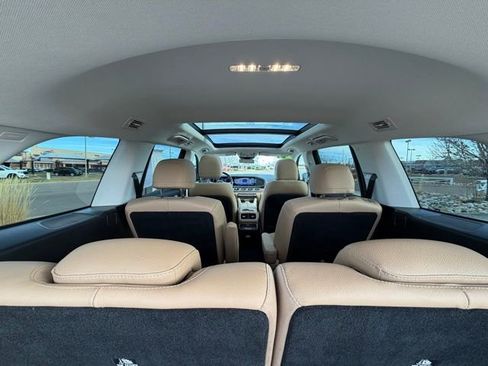 Used 2024 Mercedes-Benz GLS 450 4MATIC image 38