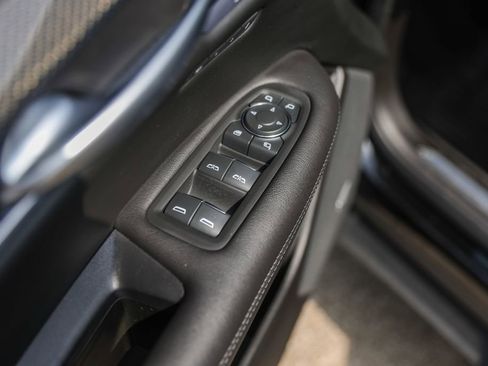 Certified 2024 Cadillac XT5 Sportv w/ Technology Package AWD/4WD image 24