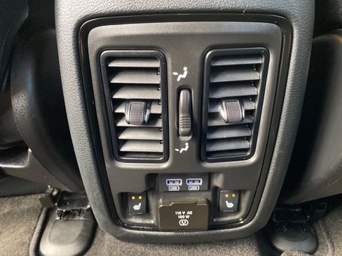 Used 2022 Dodge Durango R/T w/ Blacktop Package image 28