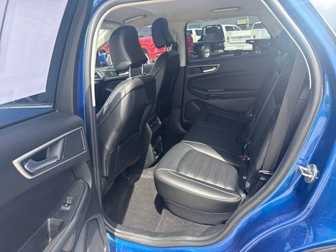 Used 2024 Ford Edge SEL w/ Convenience Package image 16