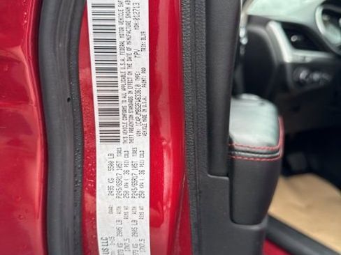 Used 2015 Jeep Cherokee Trailhawk w/ Comfort/Convenience Group image 32