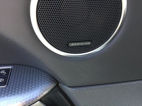 Used 2019 Land Rover Range Rover Sport HST image 17