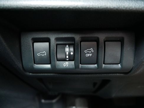 Used 2021 Subaru Outback Limited image 26