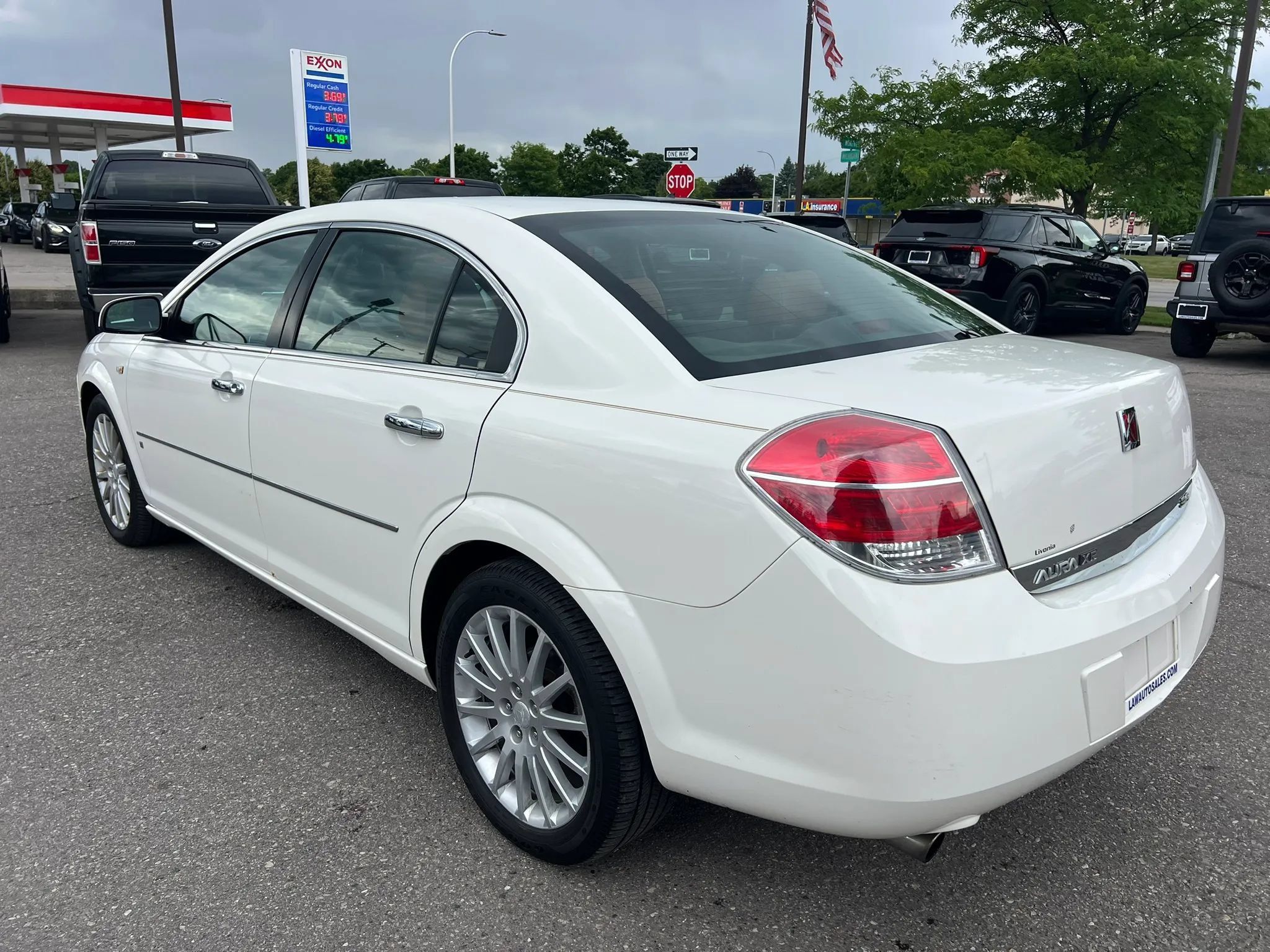 Used 2007 Saturn Aura XR w/ Premium Trim Pkg FWD image 7