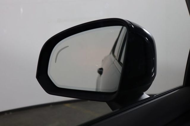 Used 2023 Volvo C40 P8 Recharge Plus AWD/4WD image 41