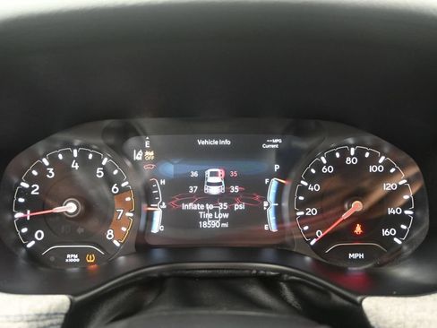 Used 2023 Jeep Compass Latitude w/ Sun and Sound Group AWD/4WD image 14