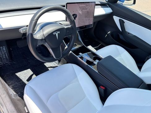 Used 2019 Tesla Model 3 Long Range AWD/4WD image 16